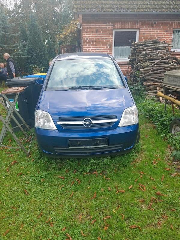 Blau Gebraucht 2005 Opel Meriva Van / Kleinbus | 780 € (Guter Preis) - Bild 1/4