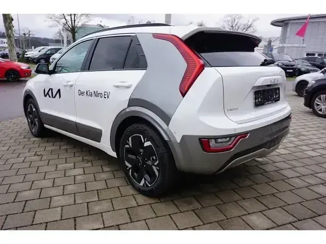 Gebraucht Kia e-Niro Inspiration 150 kW (204 PS) 2024 Weiss SUV