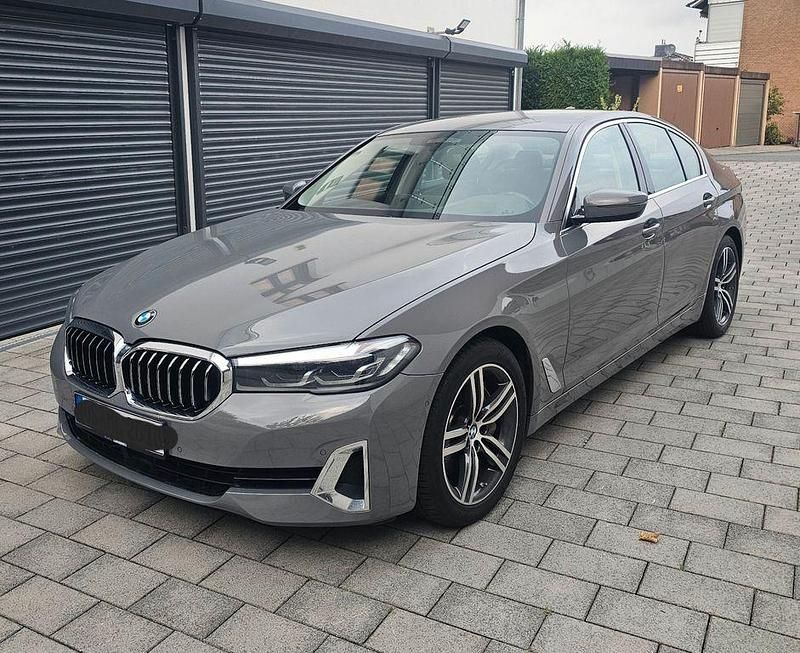 Gebraucht 2021 BMW 540 Sport Line Limousine | 36.450 € (Fairer Preis) - Bild 1/4