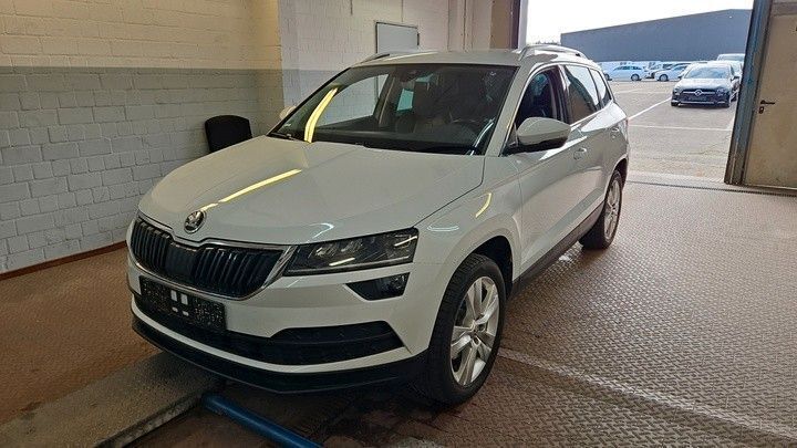 Weiß Gebraucht 2019 Skoda Karoq Style SUV | 21.900 € (Etwas zu teuer) - Bild 1/4