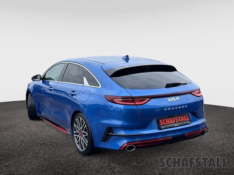 Gebraucht Kia ProCeed Comfort 204 PS (150 kW) 2022 Blau (blue flame) Kombi