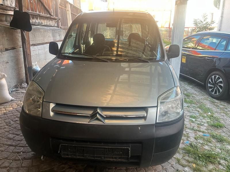 Blau Gebraucht 2007 Citroën Berlingo Van / Kleinbus | 700 € (Guter Preis) - Bild 1/4
