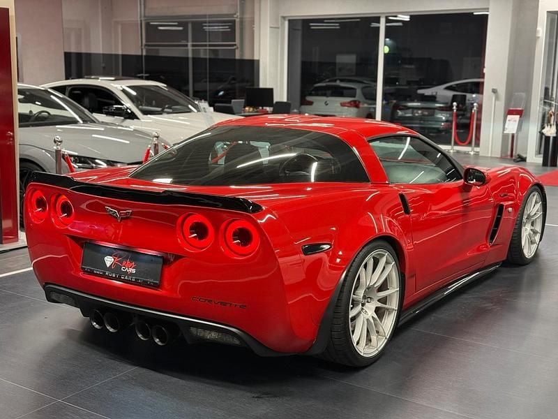 Rot Gebraucht 2006 Corvette Z06 Coupé | 79.990 € - Bild 1/4