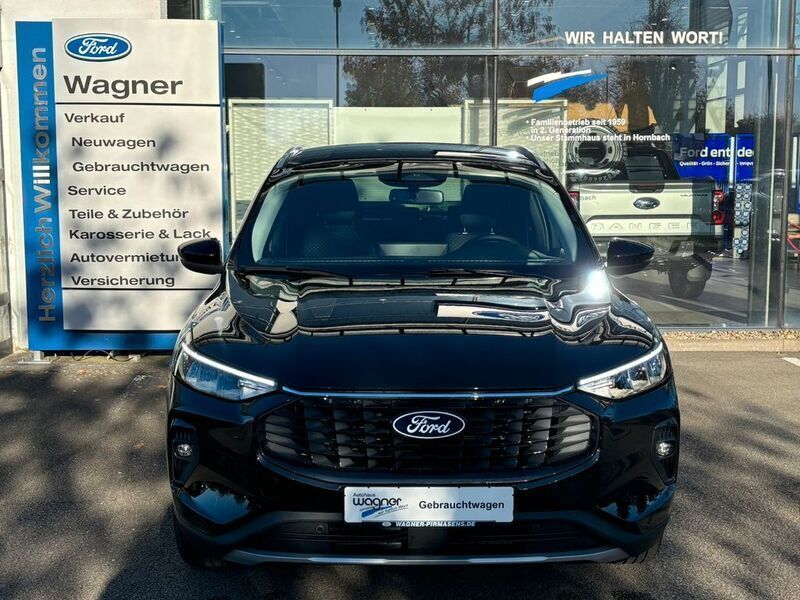 Gebraucht Ford Kuga Titanium 152 PS (111 kW) 2024 Schwarz SUV