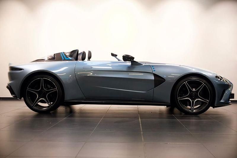 Gebraucht Aston Martin V12 Speedster 700 PS (514 kW) 2022 Silber Coupé