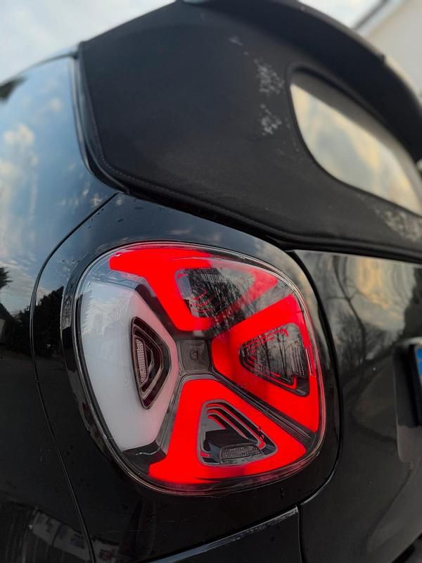 Gebraucht Smart ForTwo Cabrio Brabus 90 PS (66 kW) 2016 Schwarz Cabrio