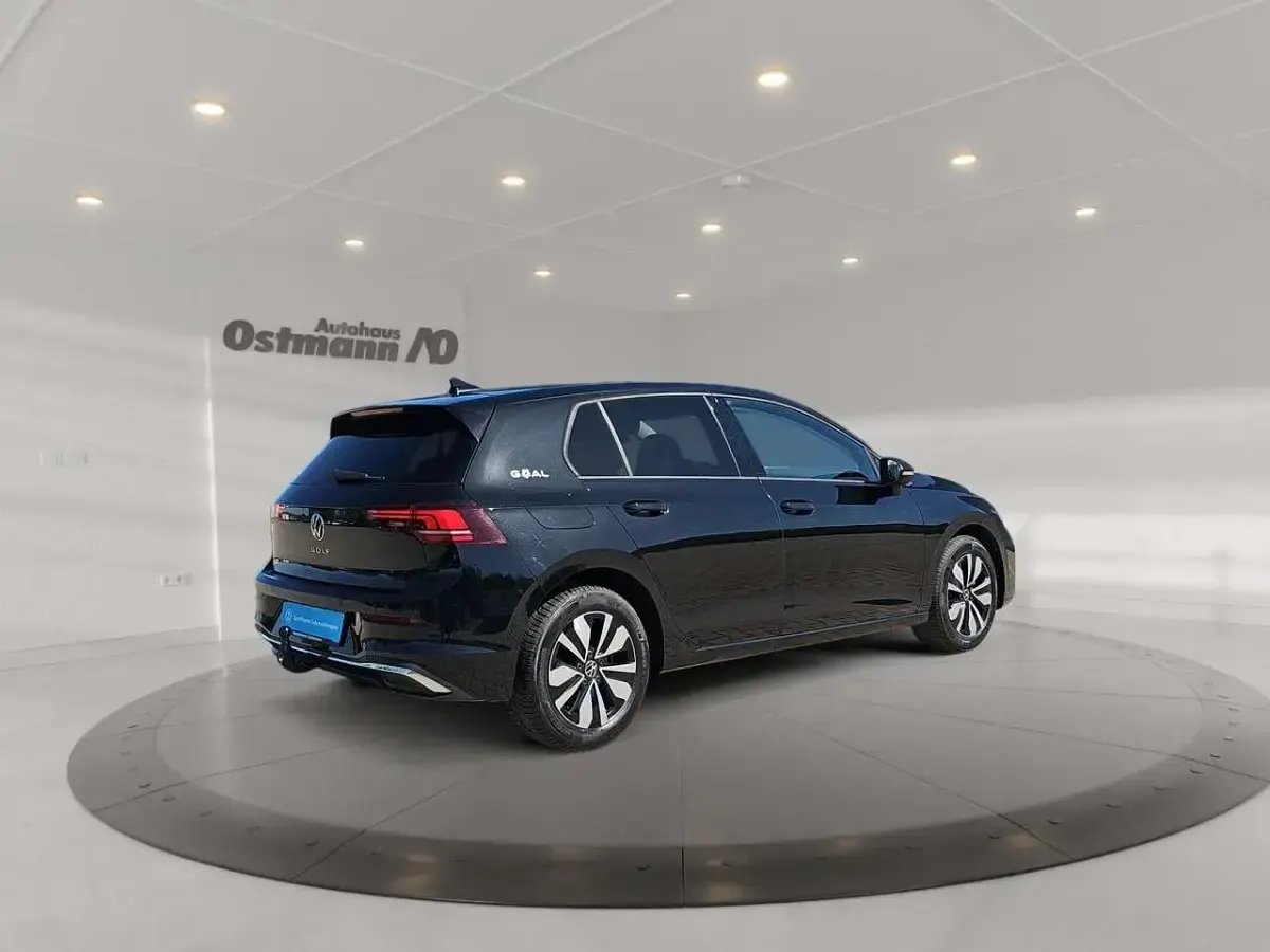 Gebraucht VW Golf VIII Goal 150 PS (110 kW) 2025 Grenadillschwarz metallic Limousine