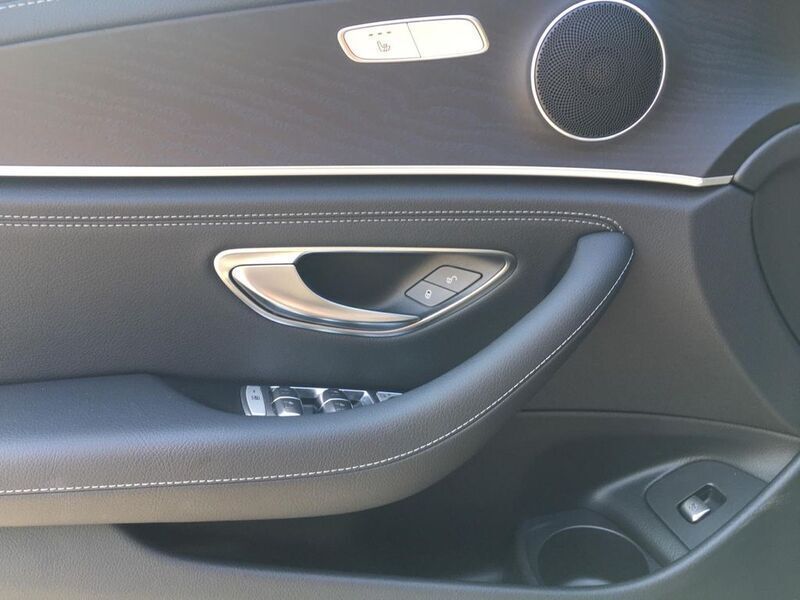 Gebraucht Mercedes E300 AMG 194 PS (142 kW) 2021 Grau metallic Kombi