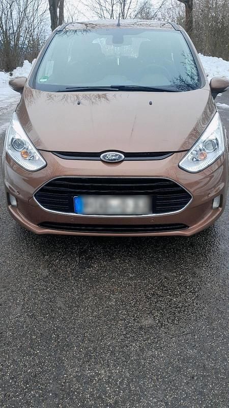 Braun Gebraucht 2016 Ford B-MAX Van / Kleinbus | 7.850 € (Etwas zu teuer) - Bild 1/4
