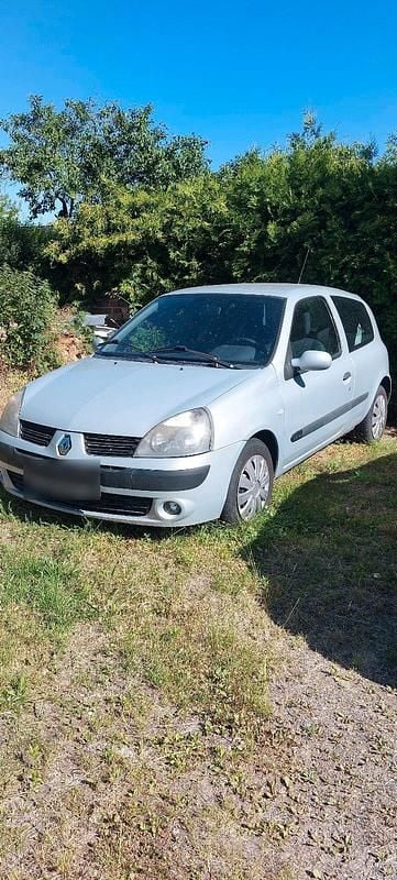 Gebraucht Renault Clio II Dynamique 98 PS (72 kW) 2004 Grau Kleinwagen