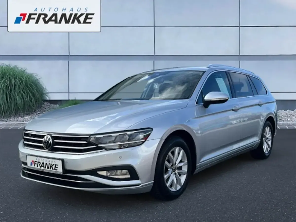 Gebraucht VW Passat Business 150 PS (110 kW) 2024 Kombi