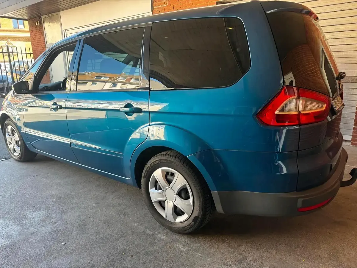 Gebraucht Ford Galaxy 145 PS (106 kW) 2007 Blau Van / Kleinbus