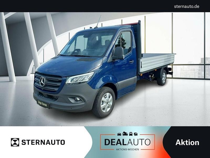 Stahlblau Gebraucht 2024 Mercedes Sprinter Van | 51.111 € (Teuer) - Bild 1/4