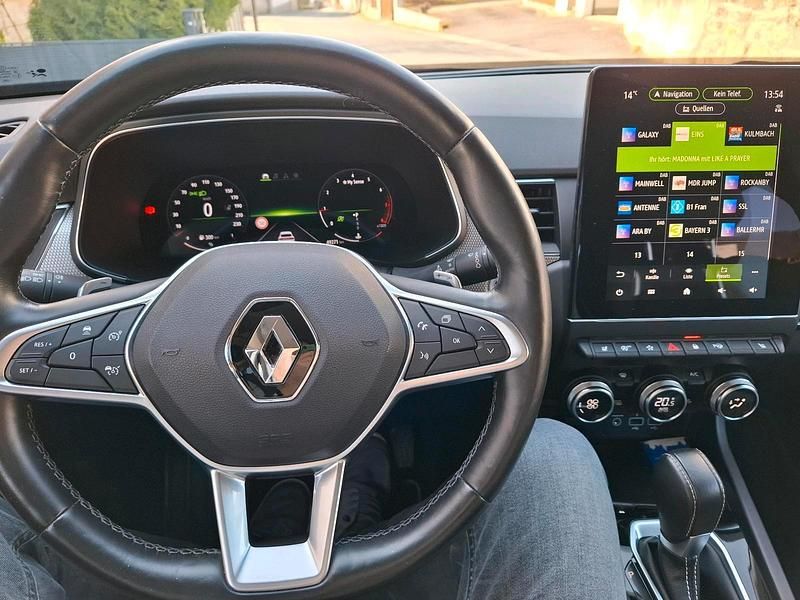 Gebraucht Renault Arkana 140 PS (102 kW) 2021 Weiß SUV