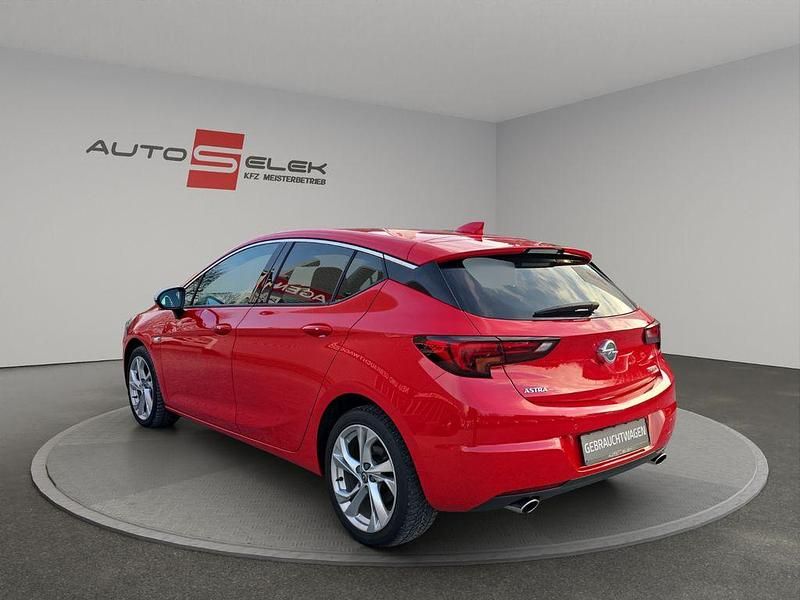 Gebraucht Opel Astra Innovation 200 PS (147 kW) 2017 Rot Limousine