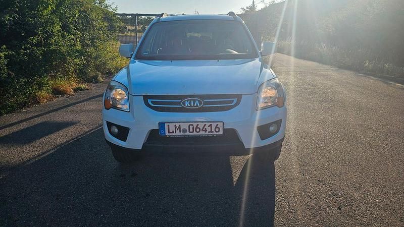 Weiß Gebraucht 2008 Kia Sportage EX SUV | 2.799 € (Superpreis) - Bild 1/4