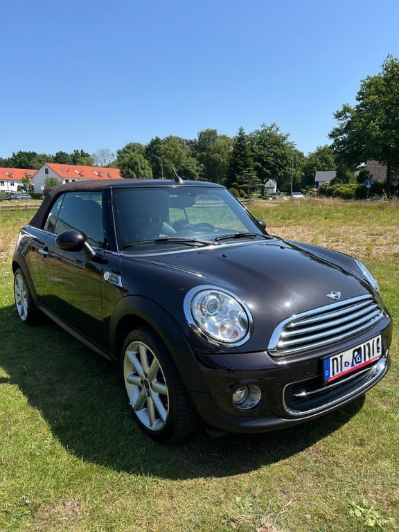 Braun Gebraucht 2015 Mini Cooper Kleinwagen | 13.399 € - Bild 1/4