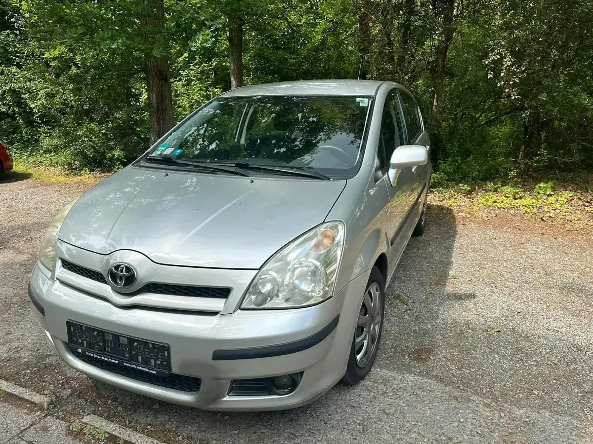 Używany Toyota Corolla 129 KM (94 kW) 2006 Szary Kombi