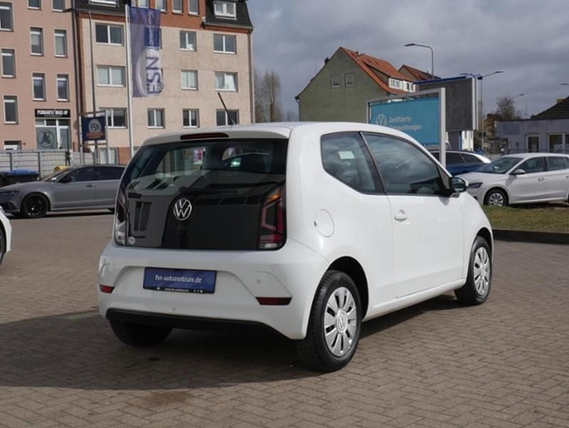 Second-hand VW up! Move 65 CP (47 kW) 2020 Alb Hatchback