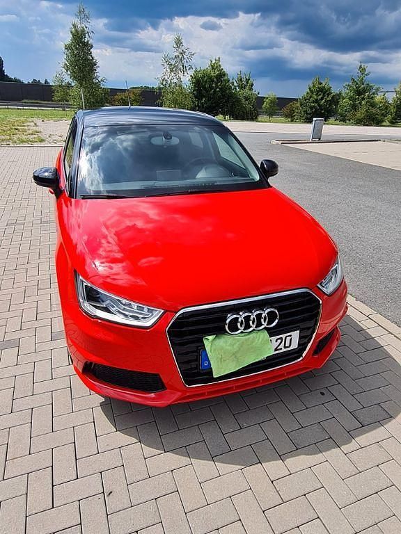 Rot Gebraucht 2016 Audi A1 Sportback Sport Kleinwagen | 15.000 € (Guter Preis) - Bild 1/4