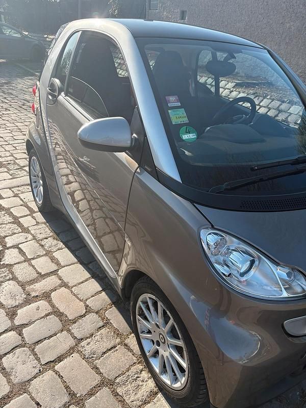 Gebraucht Smart ForTwo Coupé 71 PS (52 kW) 2009 Grau Coupé
