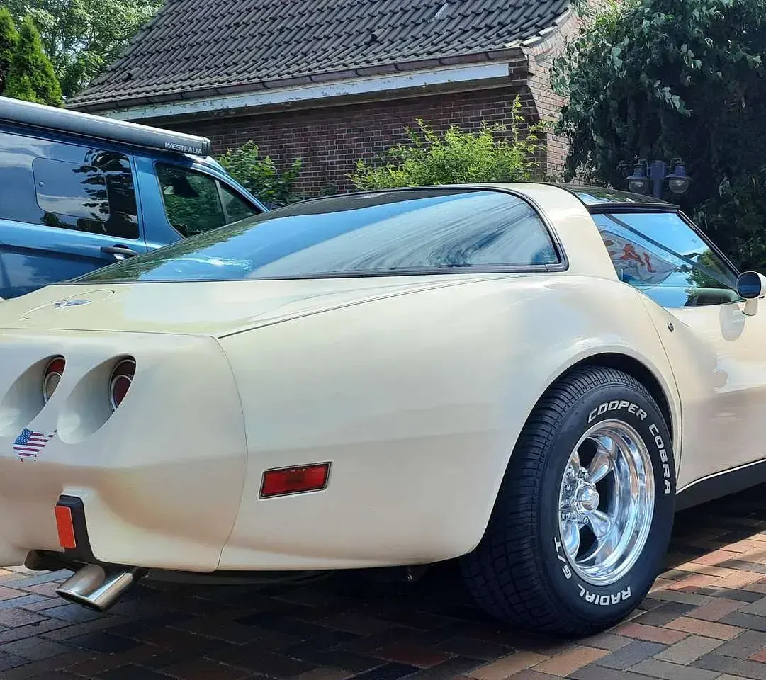 Gebraucht Chevrolet Corvette C3 224 PS (164 kW) 1979 Beige Coupé