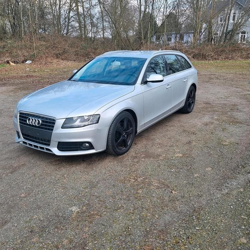 Gebraucht Audi A4 143 PS (105 kW) 2011 Silber Kombi