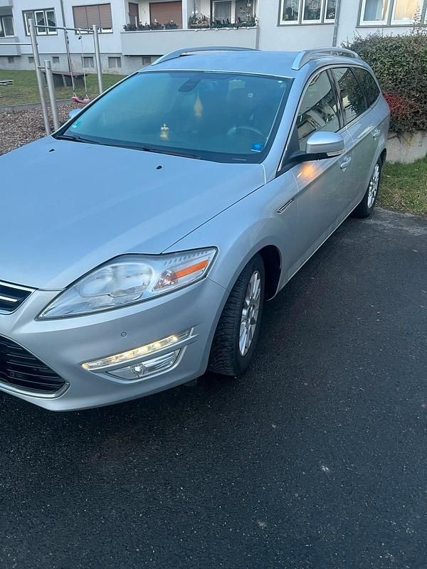 Gebraucht Ford Mondeo 220 PS (161 kW) 2012 Grau Kombi