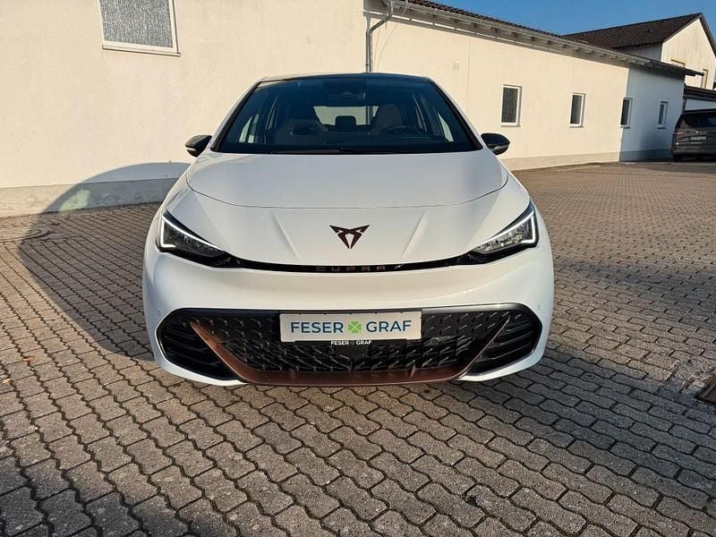 Gebraucht Cupra Born 150 kW (204 PS) 2022 Eisweiß Kleinwagen
