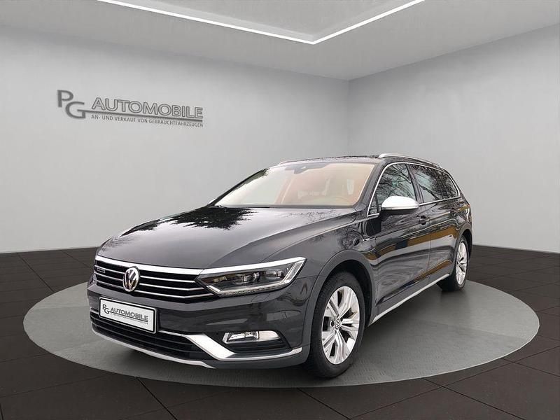 Gebraucht VW Passat Alltrack 190 PS (139 kW) 2018 Grau Kombi