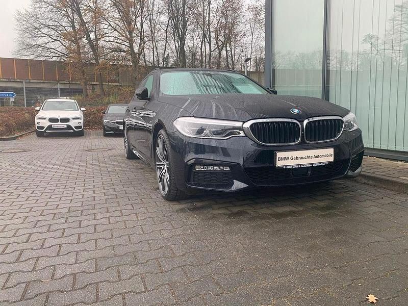 Schwarz Gebraucht 2017 BMW 540 M Sport Kombi | 35.500 € (Teuer) - Bild 1/4