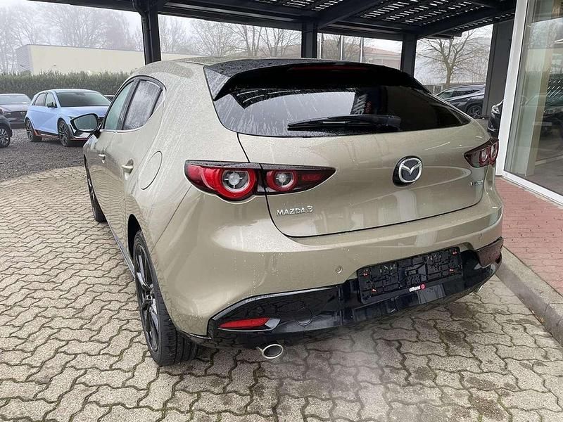 Neu Mazda 3 140 PS (102 kW) 2025 Zircon sand Limousine