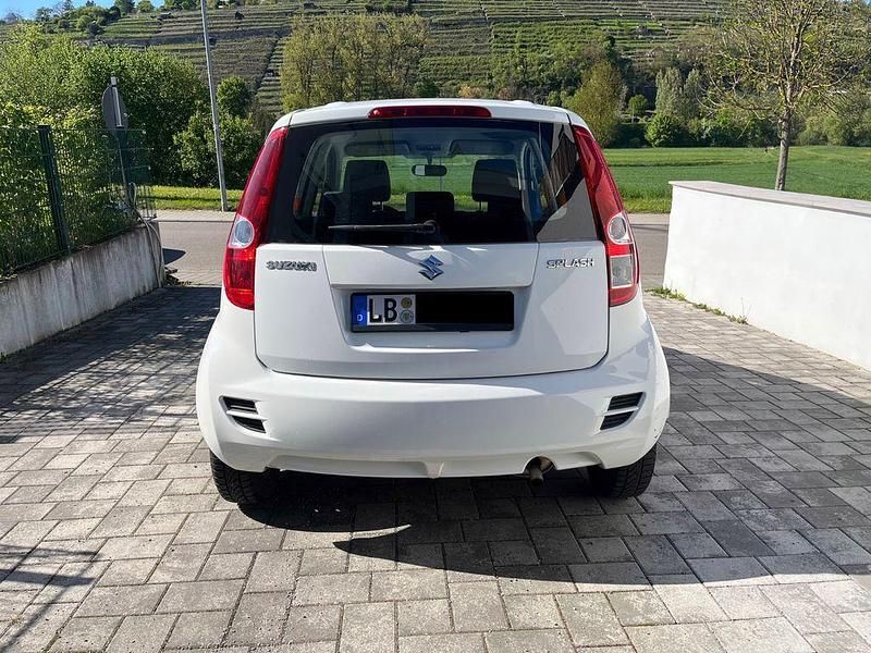 Usata Suzuki Splash 68 CV (50 kW) 2014 Bianco Utilitaria