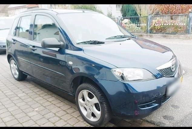 Gebraucht Mazda 2 85 PS (62 kW) 2003 Blau Kleinwagen