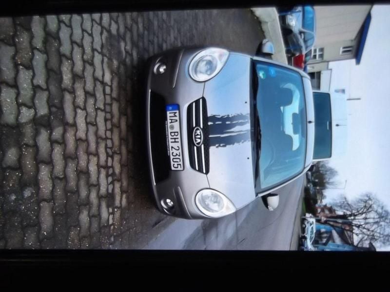 Grau Gebraucht 2009 Kia Picanto Kleinwagen | 3.000 € (Fairer Preis) - Bild 1/4