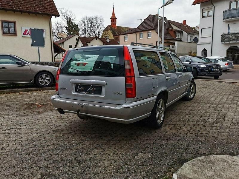 Gebraucht Volvo V70 193 PS (141 kW) 1998 Silber Kombi