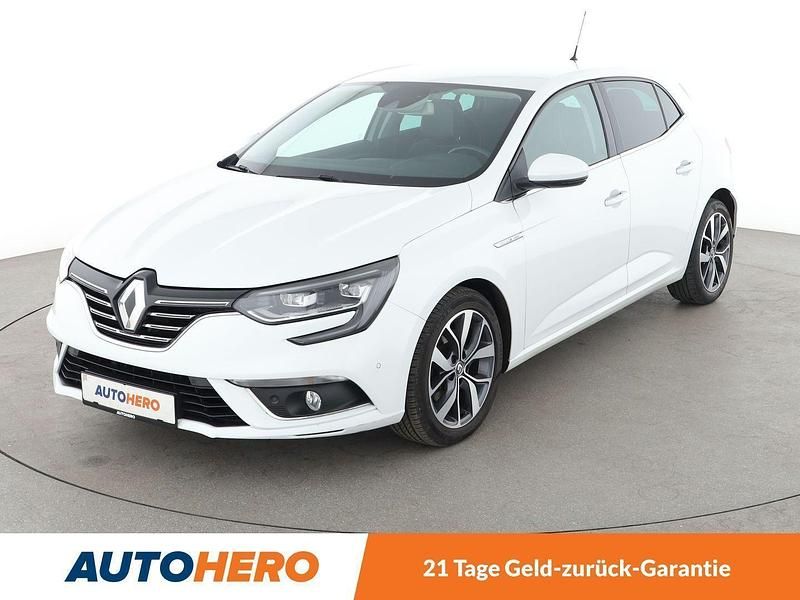 Weiß Gebraucht 2016 Renault Mégane III Bose Edition Limousine | 11.990 € (Teuer) - Bild 1/3