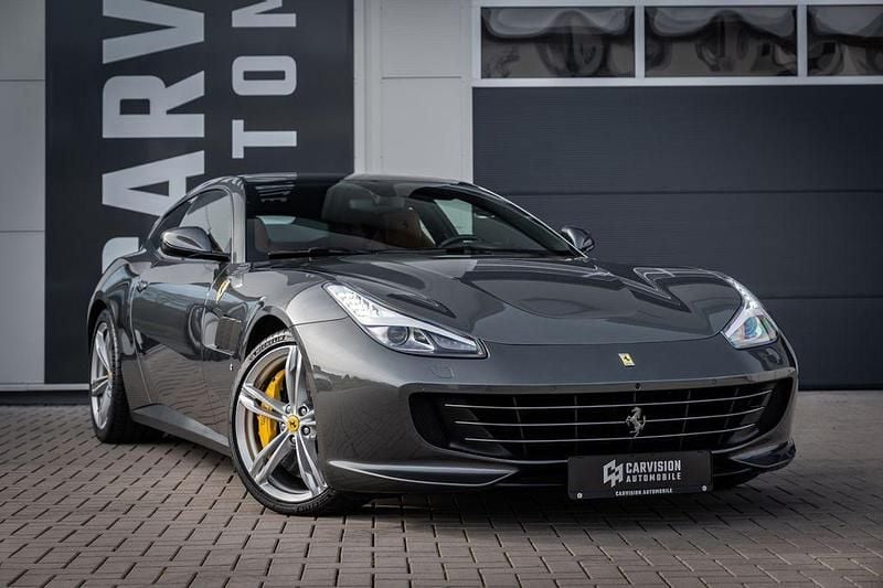 Gebraucht Ferrari GTC4Lusso 689 PS (506 kW) 2019 Grau Kombi