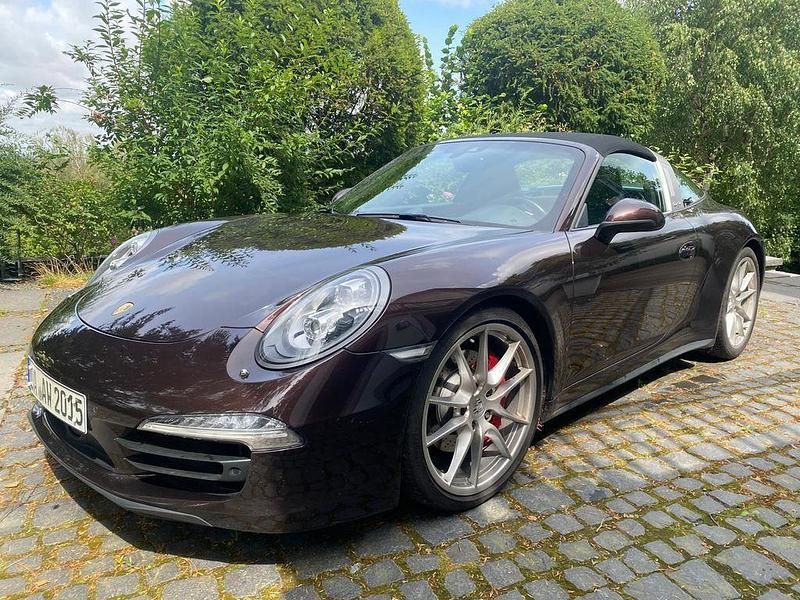 Braun Gebraucht 2015 Porsche 911 Targa 4S Cabrio | 109.000 € (Etwas zu teuer) - Bild 1/4