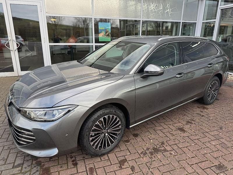 Neu VW Passat Elegance 150 PS (110 kW) 2026 Grau Kombi