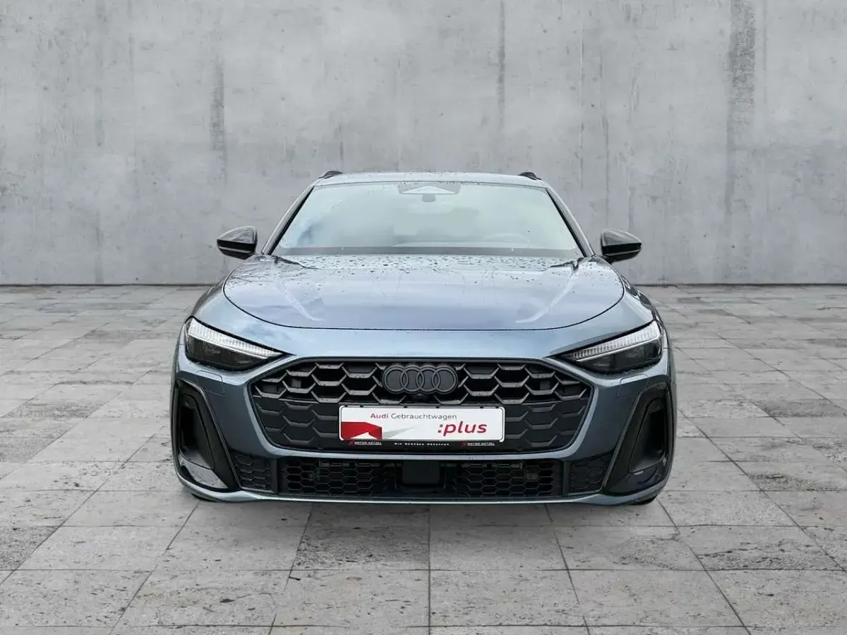 Second-hand Audi A5 Ambiente 299 CP (219 kW) 2025 Albastru Break