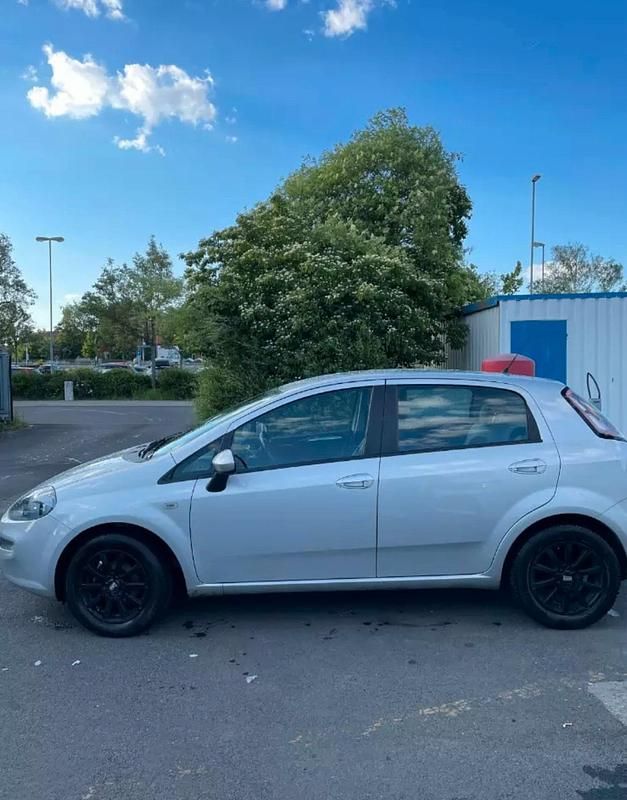 Gebraucht Fiat Punto 69 PS (50 kW) 2013 Kleinwagen