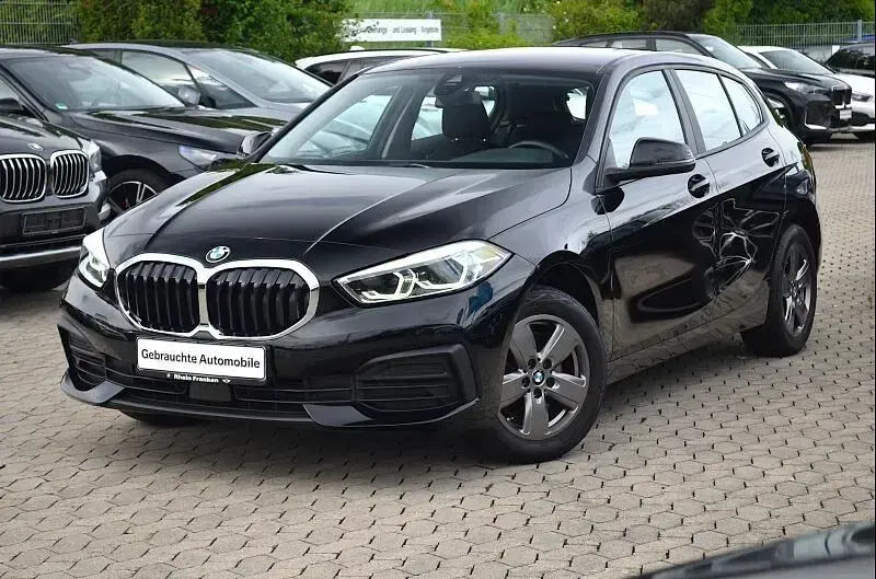 Gebraucht BMW 118 Advantage 140 PS (102 kW) 2024 Schwarz uni Kleinwagen