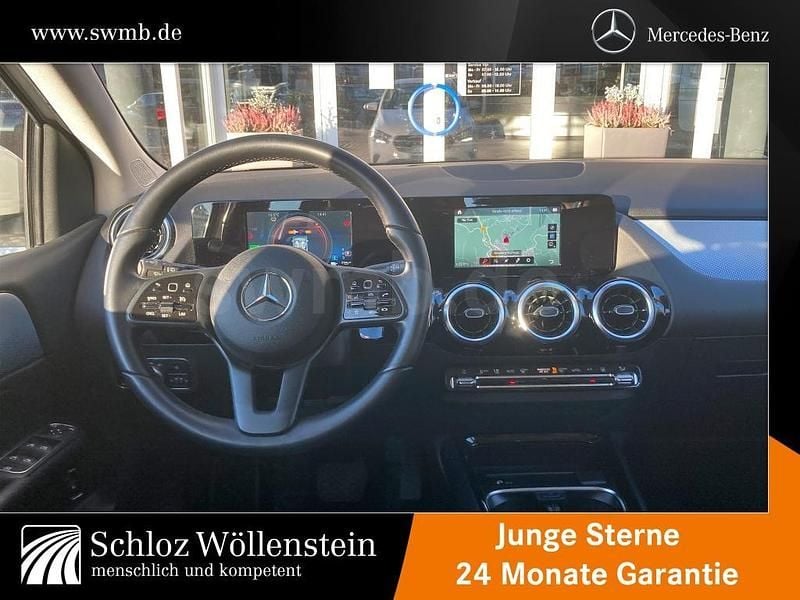 Gebraucht Mercedes E250 Business 160 PS (117 kW) 2021 Weiß Kombi