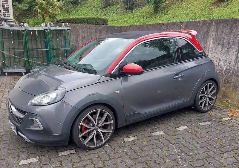 Grau Gebraucht 2016 Opel Adam Rocks Rocks S Kleinwagen | 10.490 € (Fairer Preis) - Bild 1/4