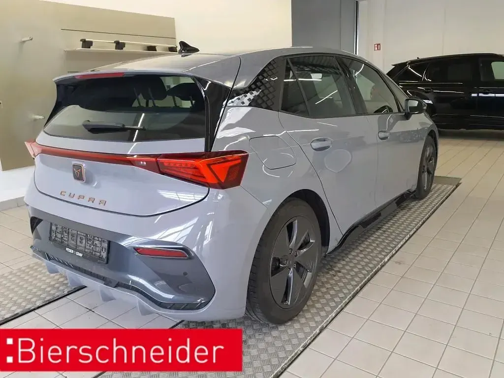 Gebraucht Cupra Born 150 kW (204 PS) 2024 Grau Kleinwagen