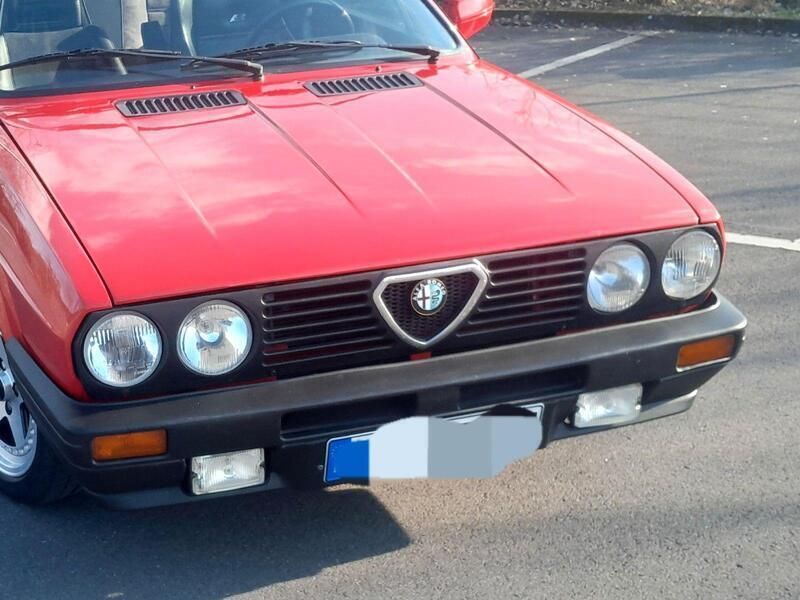 Rot Gebraucht 1989 Alfa Romeo Alfasud Sprint Sprint Coupé | 16.950 € - Bild 1/4