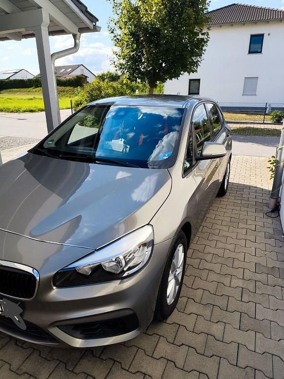 Gebraucht BMW 218 Active Tourer 136 PS (100 kW) 2016 Grau Van / Kleinbus