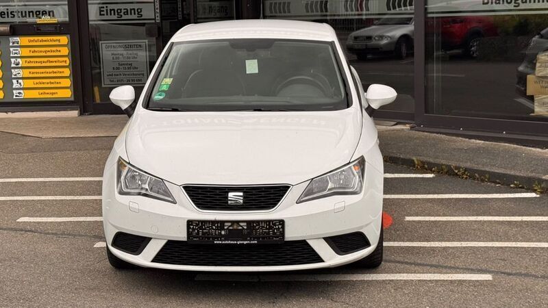 Weiß Gebraucht 2016 Seat Ibiza SC Style Kleinwagen | 5.990 € (Fairer Preis) - Bild 1/4