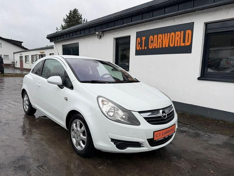 Gebraucht Opel Corsa 95 PS (69 kW) 2010 Weiß Kleinwagen